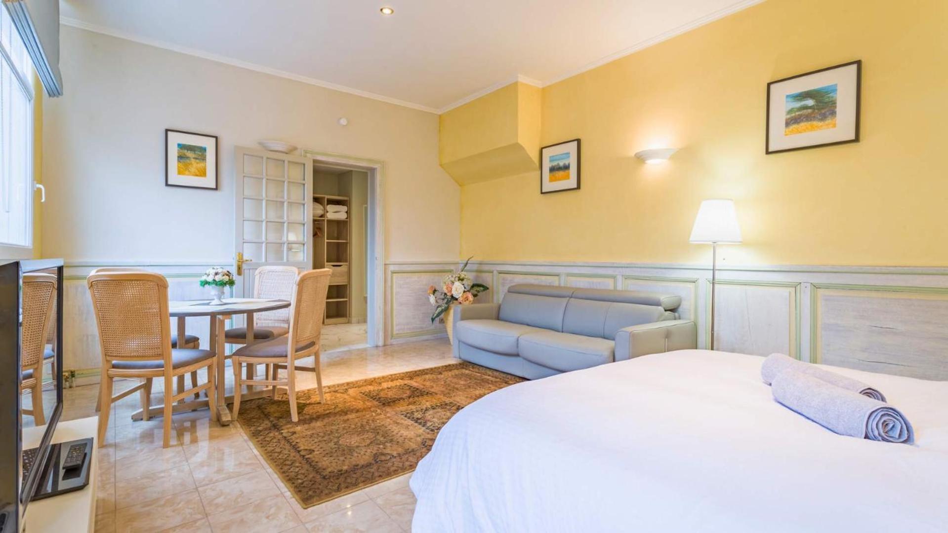 Le Saphir - Confort - Proche Mag Outlet Troyes - Parking Gratuit Пон-Сент-Марі Екстер'єр фото